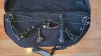 Elite judge compound bow with accessories