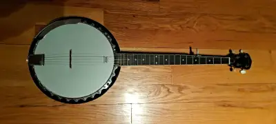 (English Below!) Bonjour, SUPERBE Albama 5 string Banjo ALB-25 ! En excellente condition! Voir mon v...