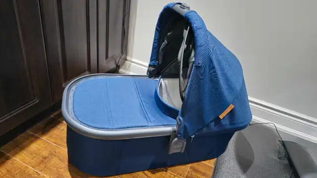 uppababy bassinet in Strollers, Carriers & Car Seats in Mississauga / Peel Region - Image 2