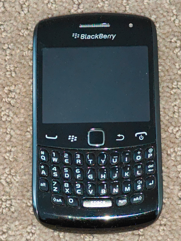 BlackBerry RIM Curve 9360 Smartphone Cell Phone in Cell Phones in Calgary - Image 2