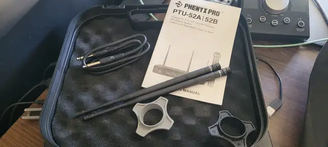 Phenyx Pro PTU-52-2H Wireless Handheld Microphone System575594696687626241