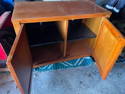 Small Hutch, View more