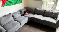 Nice grey L-couch 