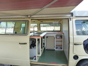 1982 Volkswagen Bus / Vanagon Food Truck