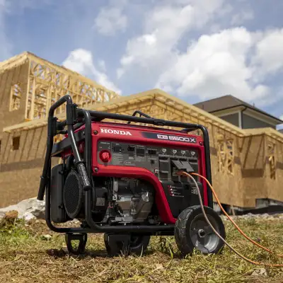 HONDA EB 6500X COMMERCIAL GRADE GENERATOR - MINOR ESTHETIC FLAWS BUT IN 100% PERFECT RUNNING CONDITI...