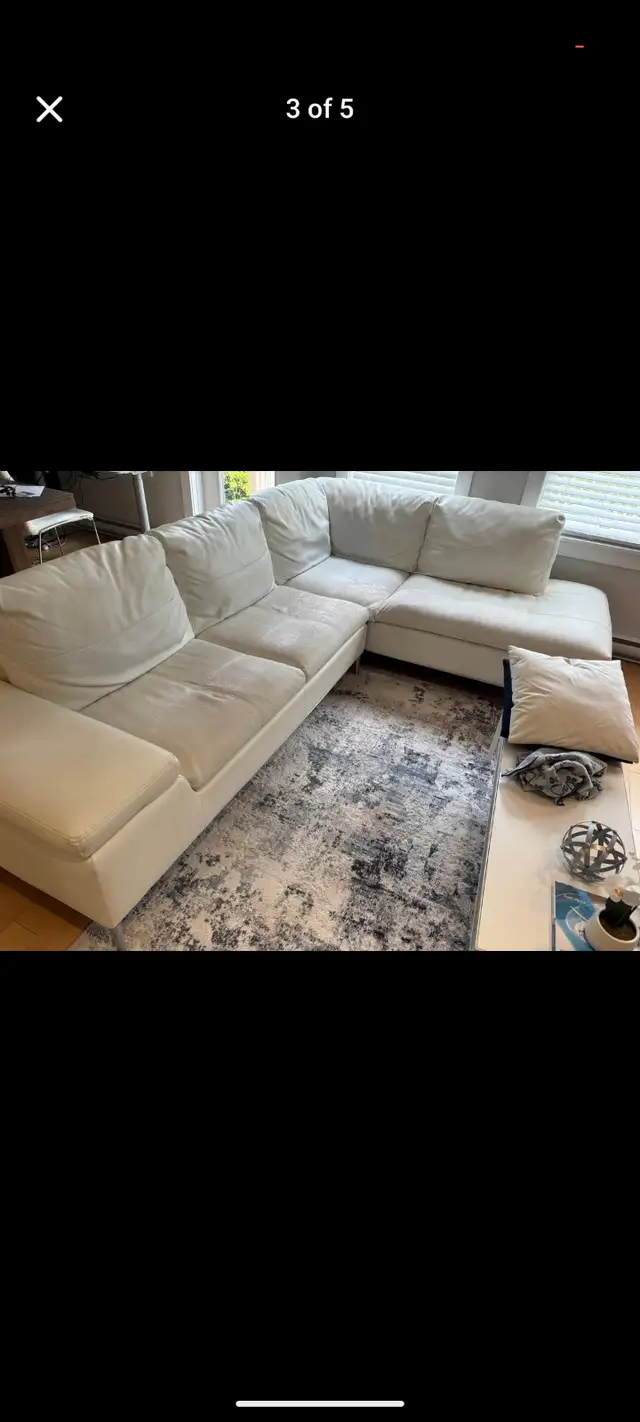 COUCH-CAN DELIVER-WHITE LEATHER SECTIONAL in Couches & Futons in City of Halifax - Image 3