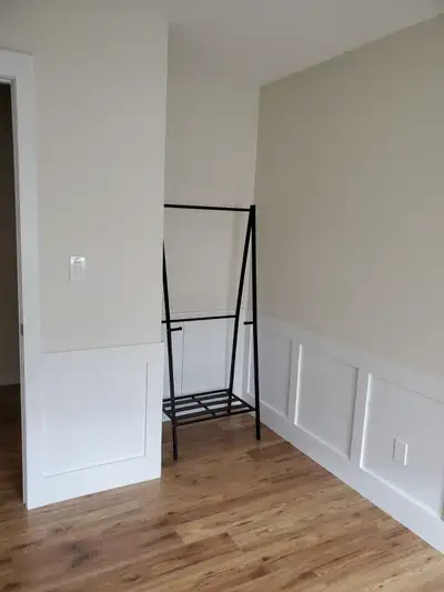 Student Only Rental Available Layout & Shared Spaces Upper level: 1 bedrooms + shared full bathroom...