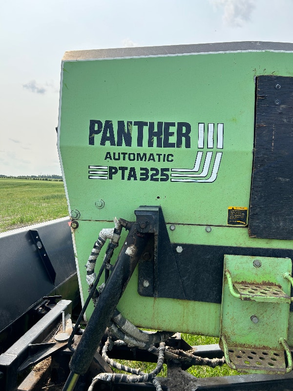 1982 Steiger Panther PTA 325 Tractor Farming Equipment Lloydminster