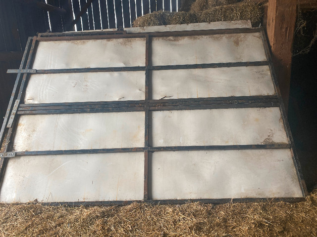 3 HORSE STALLS  STEEL AND PUCKBOARD in Equestrian & Livestock Accessories in Kawartha Lakes - Image 2