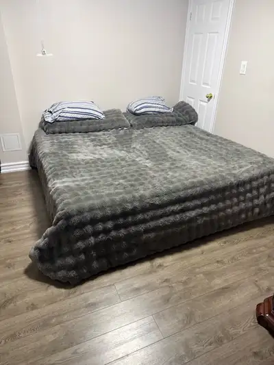 renting  a room , View more