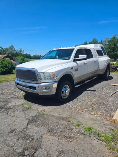 Truck is fully load with all options available. Runs and drives great! Inspected until Sept 2026. Co...