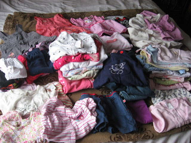 Lots de vêtements pour fille de 0 à 6 mois dans Vêtements - 3 à 6 mois  à Longueuil/Rive Sud