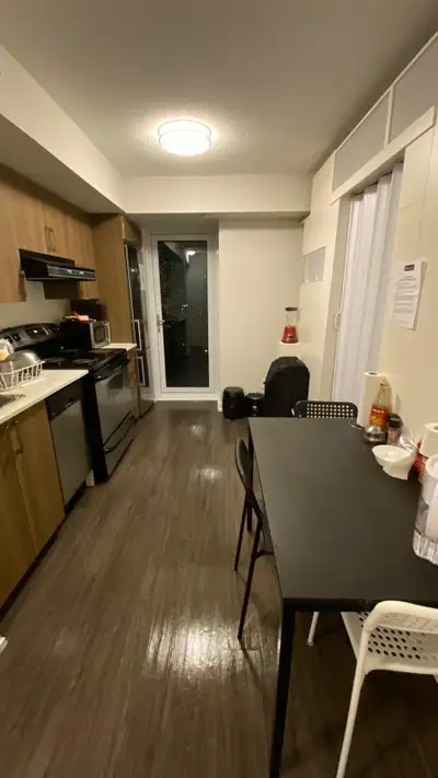 Room Avaible
