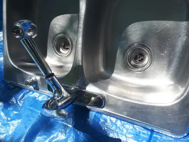 Kitchen Sink493151010108876801