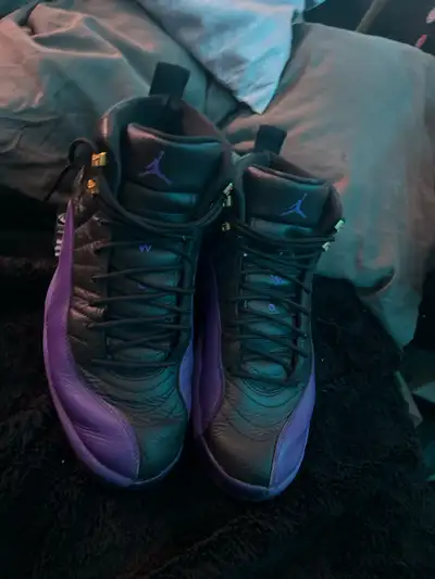 Jordan 12 Retro back and purple size 13, View more