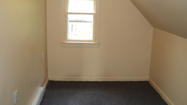 Two Bedroom - 7 Young Street in Long Term Rentals in Fredericton - Image 4