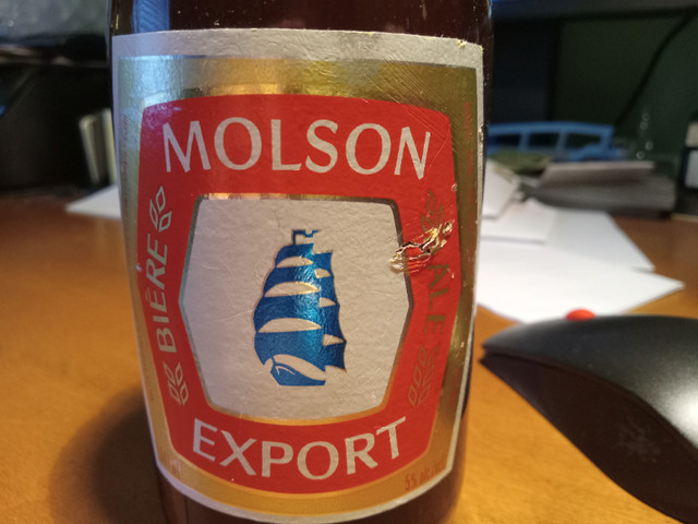 Molson Export Vintage Collection in Arts & Collectibles in Grand Bend - Image 2