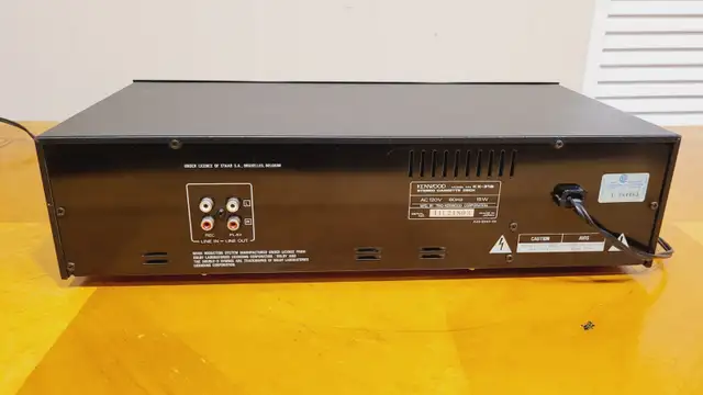 Vintage Kenwood KX-31b  Stereo Cassette Deck in Stereo Systems & Home Theatre in Mississauga / Peel Region - Image 8