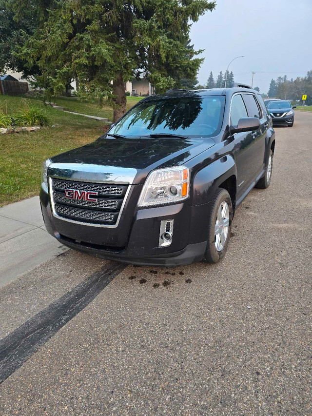 2015 GMC Terrain SLE  in Cars & Trucks in Red Deer - Image 2