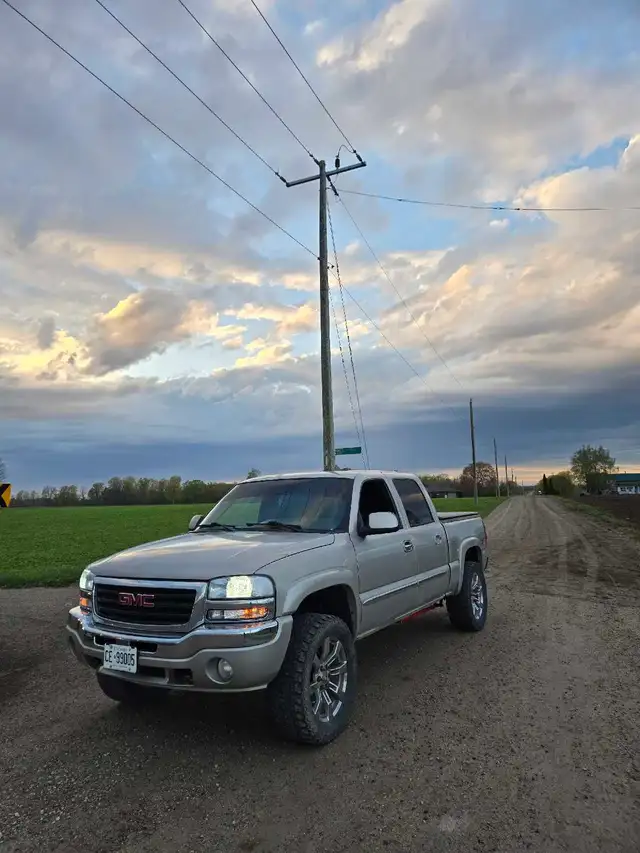 2004 gmc sierra507644847945175041