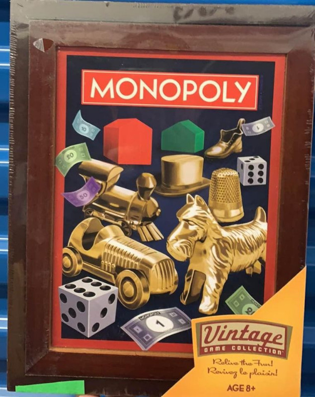 RARE New MONOPOLY 2019 Vintage Library Bookshelf Game in Toys & Games in Markham / York Region