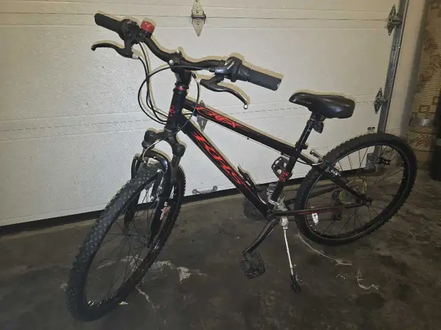 KHS 24-inch Mountain Bike in Mountain in Moncton - Image 8