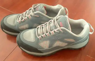 Aggressor Women's Steel Toe Hiking Shoes.7.5, View more