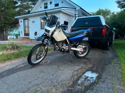 2002 Suzuki DR650 with tons of upgrades. acerbis 5.3 gallon clear fuel tank only year old. Aftermark...