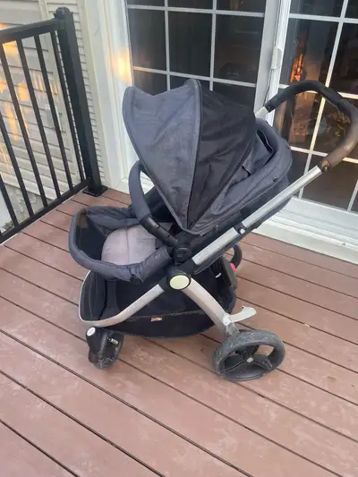 Mountain Buggy Cosmopolitan Stroller and Bassinet, View more