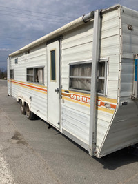 Vintage SOLD coachman 28’ camper trailer living farm bunkie p