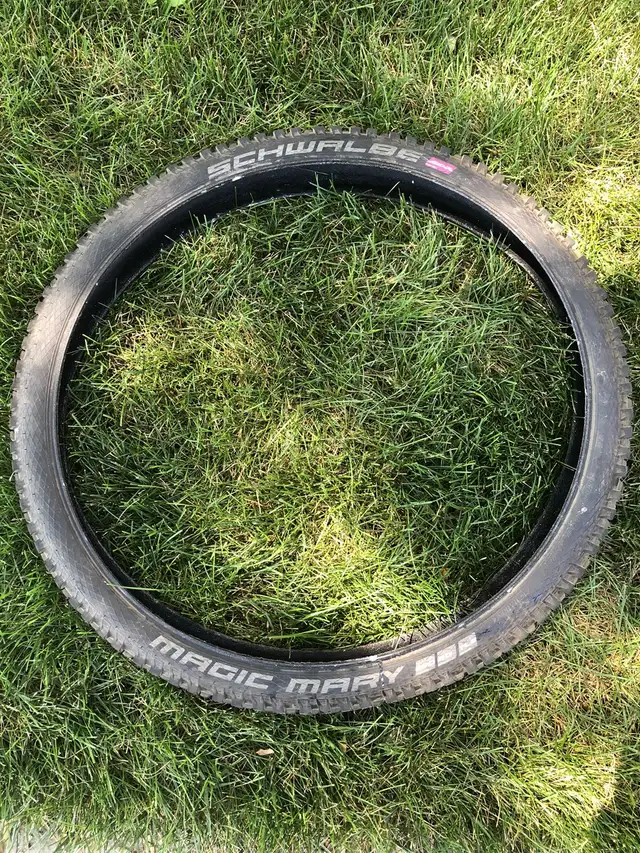 Several 27.5” Schwalbe MTB tires in 2.35” width in Frames & Parts in City of Montréal - Image 2