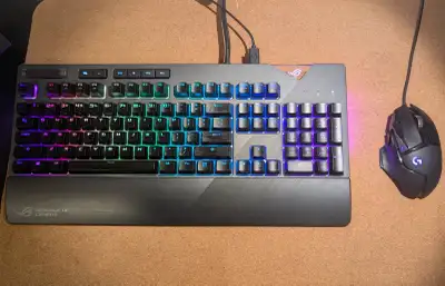 ASUS ROG Strix Flare Mechanical + Logitech G502 Hero Bundle, View more