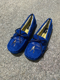 Elvis slippers