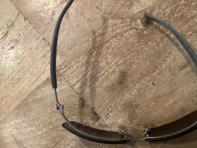 Require reset on one side lens to frame