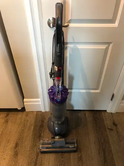Dyson DC42 vacuum like new works perfect has just been serviced selling for $150 located in picton