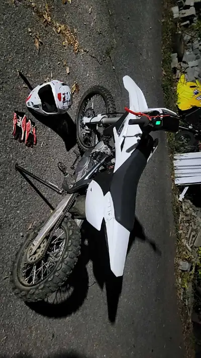 New: clutch cable, break lever, carburetor. + tachometer. Runs perfectly starts first kick. Reason f...