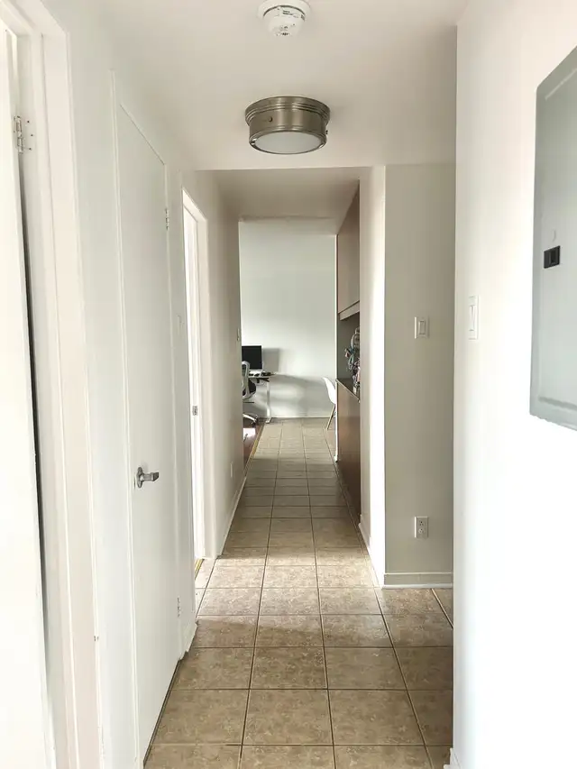 2 Beds 1 Bath - Apartment in Long Term Rentals in Longueuil / South Shore - Image 11