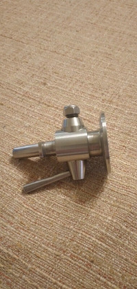 Tri Clover sample valve