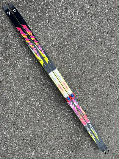 Fischer 185cm skate ski with Solomon SNS bindings on wedge plate, View more