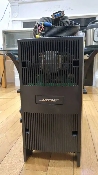 Bose Acoustimass 6 Series III 5.1 + Yamaha Receiver & Remote, View more