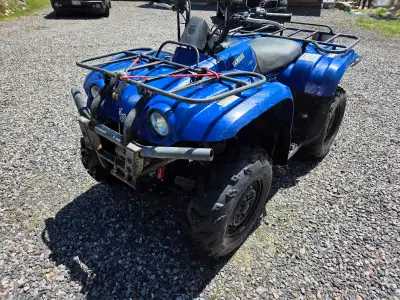 Small but Mighty 4x4 ATV. Great rubber, diff lock, 5 speed Manual shift Transmission, WARN Winch Reg...
