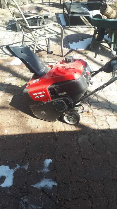 Honda hs720 snow blower, View more