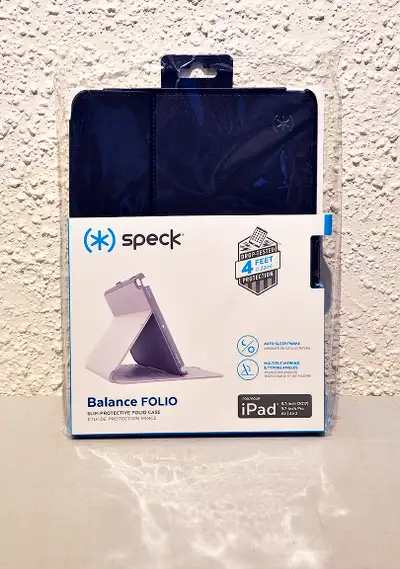 Speck iPad Slim Protective Folio Case (black - new / sealed), View more