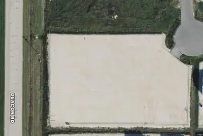 3 Acre M2 zoning commercial /industrial land for sale fully graveled to accommodate heavy vehicles,...