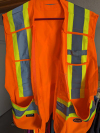 Two brand new safety vests size XL