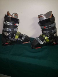 Salomon Ski Boots 27.5