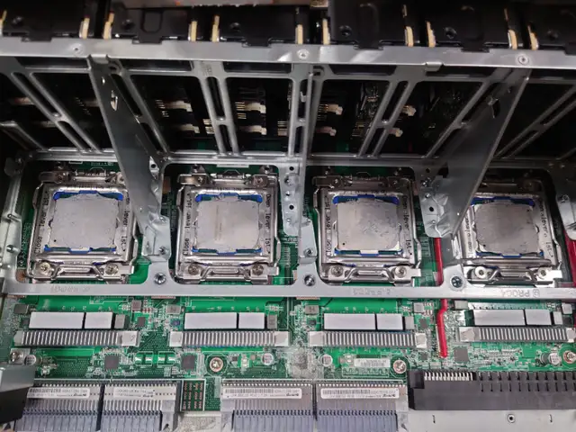 HPE ProLiant DL580 Gen9 4*E7-4830V3 4U CTO Rack Server in Servers in City of Toronto - Image 3