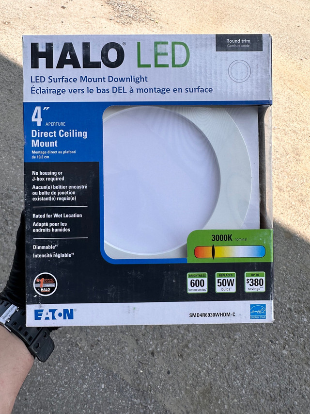 Lot 96 pieces Halo LED 4” Recessed Direct-Mount Light Dimmable dans Électricité  à Ville de Montréal