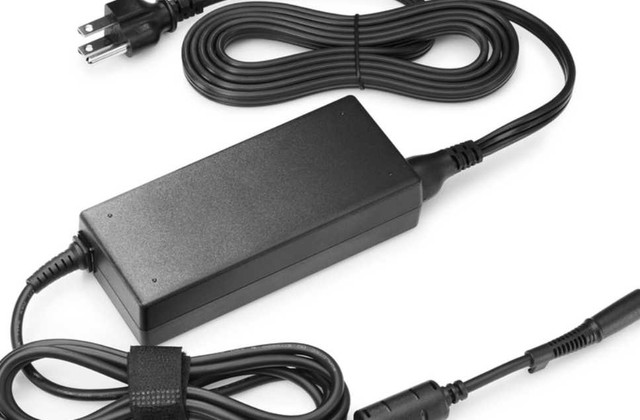 Laptop power supplies  in Laptop Accessories in Thunder Bay