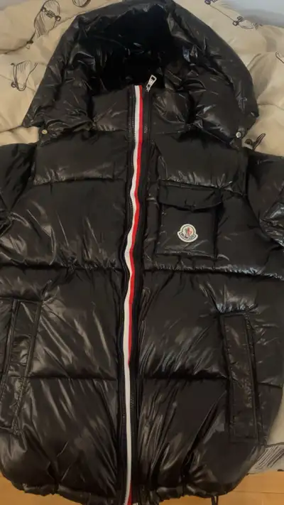 Top quality 1.1 Brand new Size small Hit me up for other pictures or any questions.
